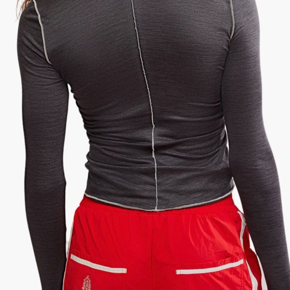 FP Movement Right On Run Long Sleeve Top~Size Small~NWT~Black - Picture 6 of 7